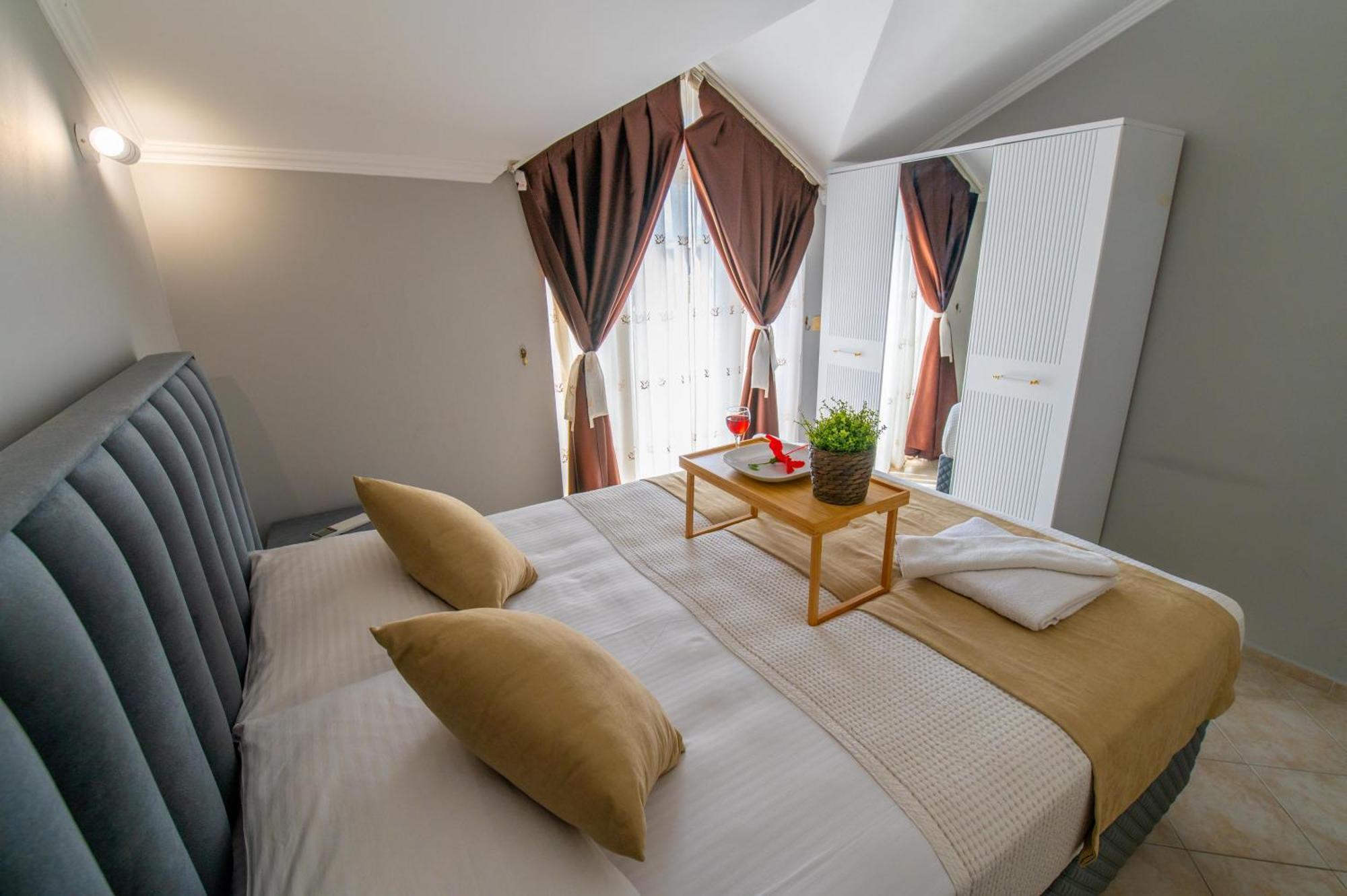 Sunset Beach Villas And Apartments Fethiye Ngoại thất bức ảnh